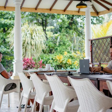 滨江小屋旅馆 米瑞莎 外观 照片