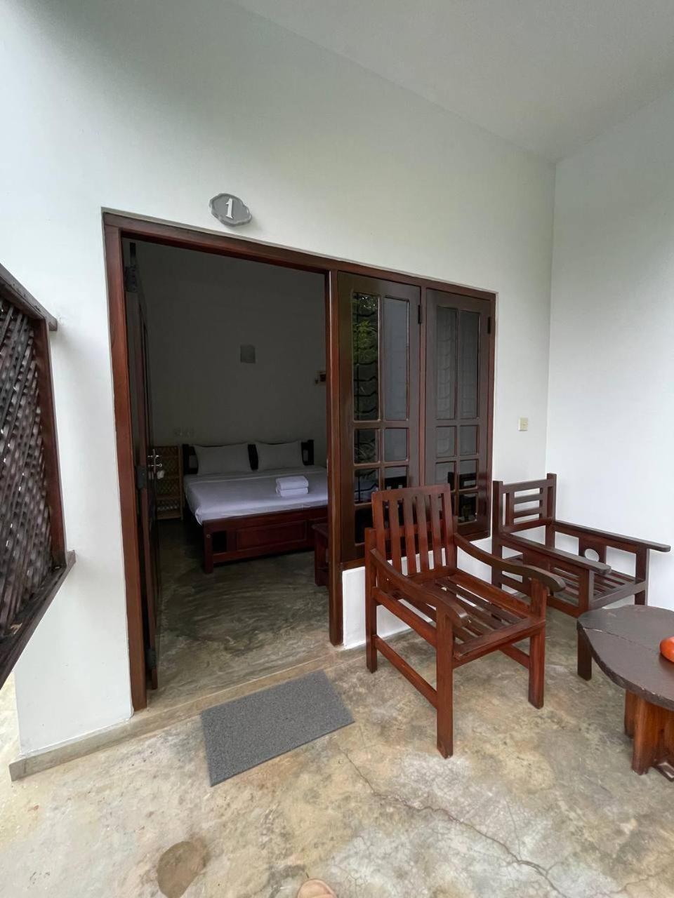 滨江小屋旅馆 米瑞莎 外观 照片