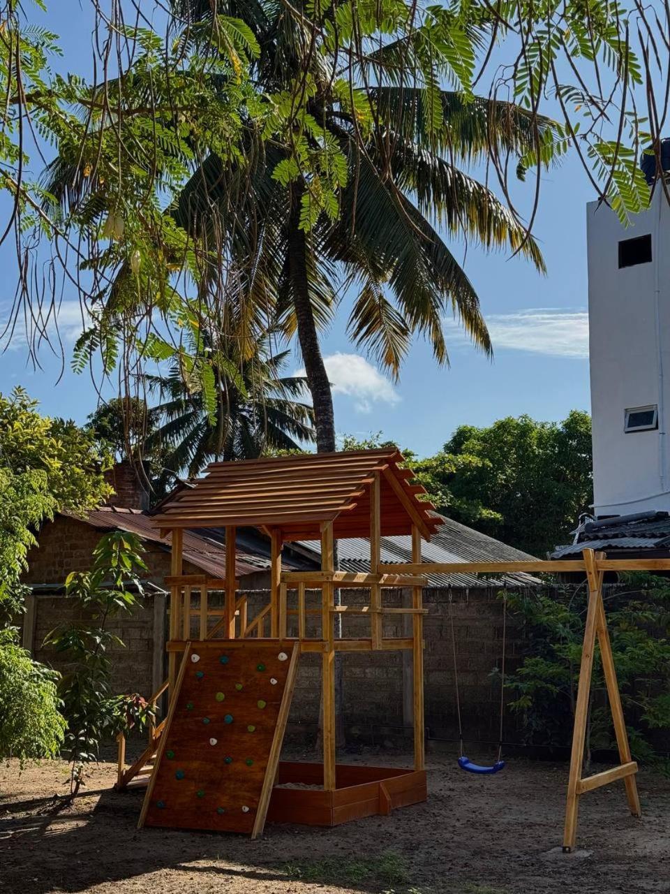 滨江小屋旅馆 米瑞莎 外观 照片