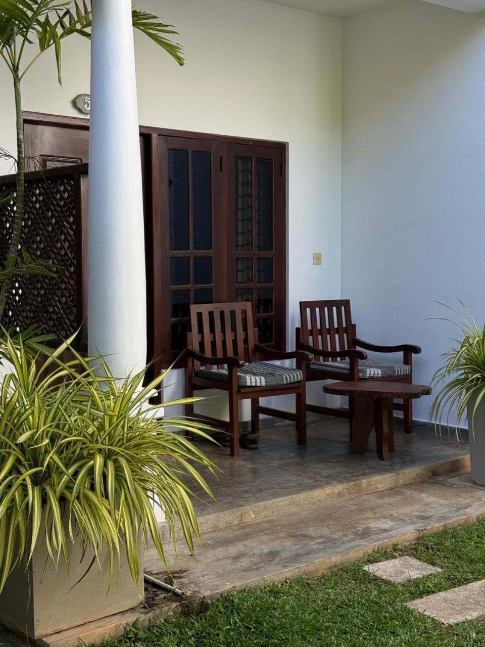 滨江小屋旅馆 米瑞莎 外观 照片